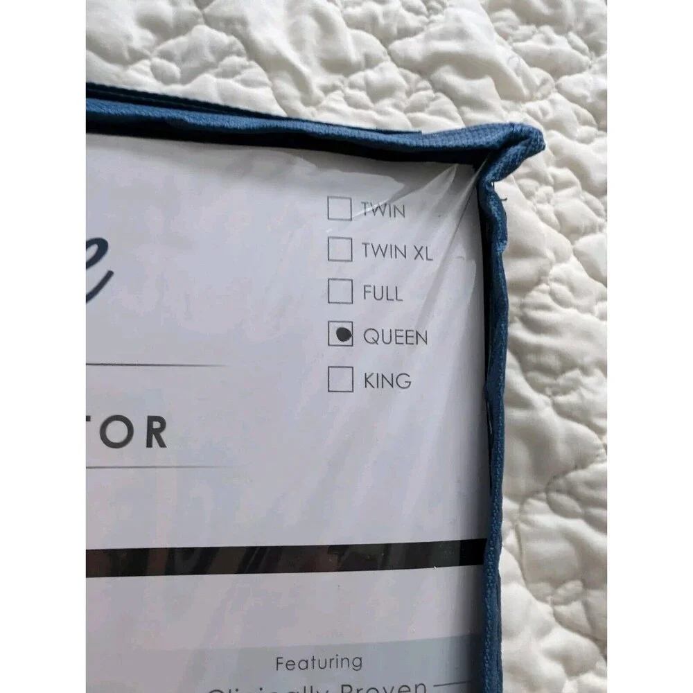 Signature Queen Size Mattress Protector 5 Sided Waterproof Prevents Allergens
